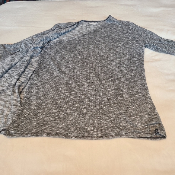 Volcom Cardigan - Picture 4 of 11